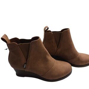 Vebose Women's Boots 7 Brown Slip On Shoe 2 inch Heel Booties